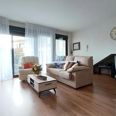 Vivienda Uso Turistico Las Gemelas De Arévalo Exterior photo